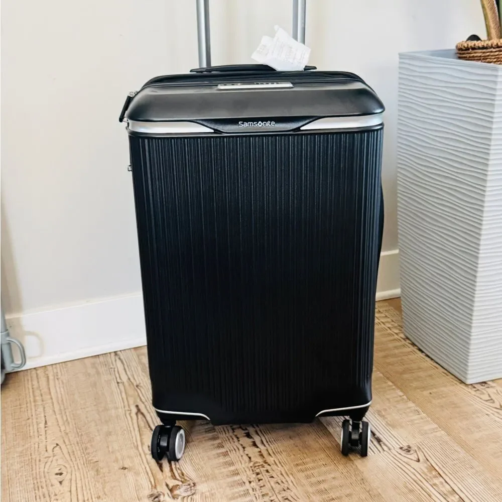 SAMSONITE 🔥SILHOUETTE 18 HARDSIDE CARRY-ON SPINNER Travel bag, weekender luggage